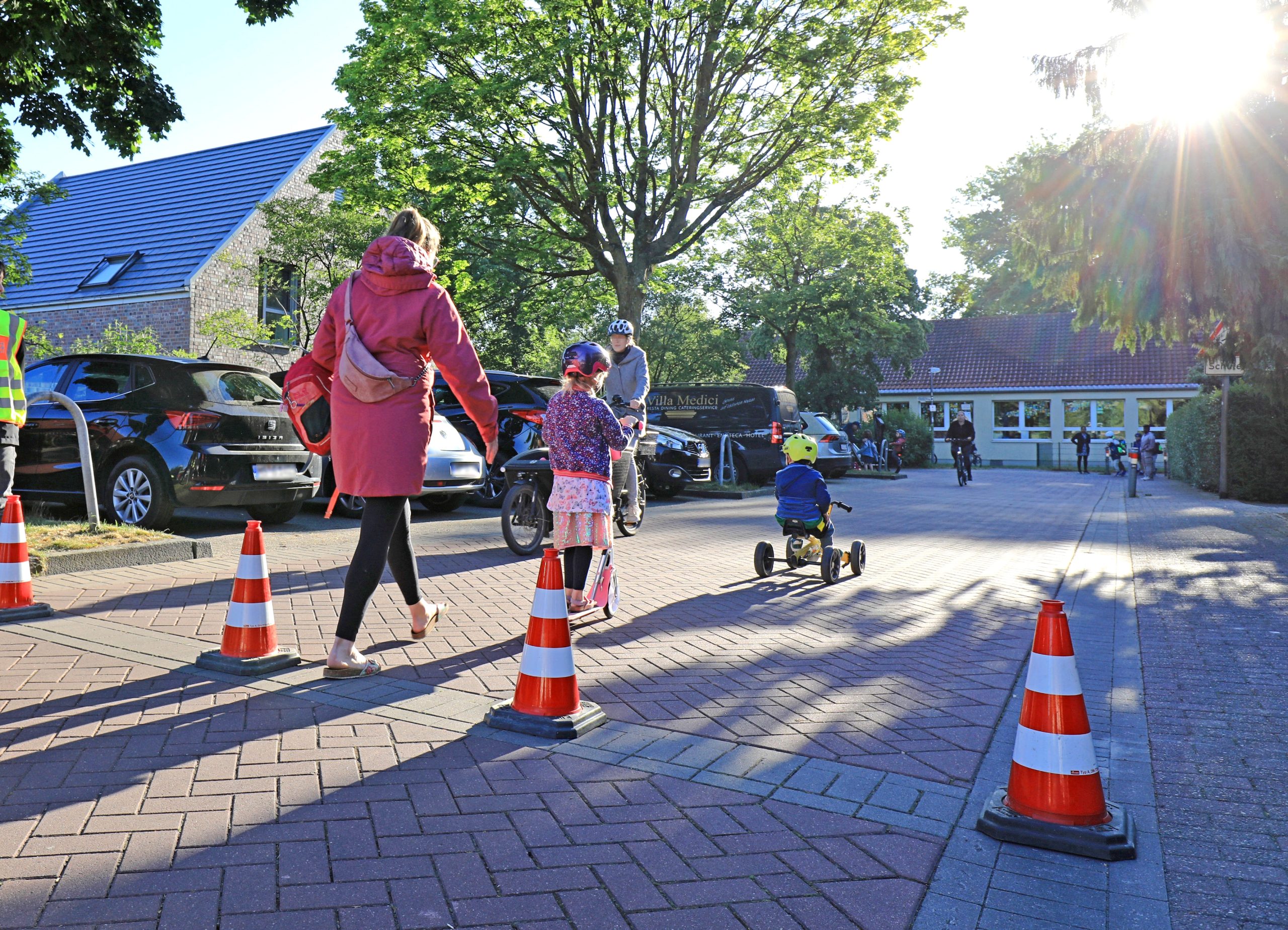 Münsters erste Schulstraße: Glatzer Weg an der Gottfried-von-Cappenberg-Grundschule