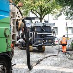 Bildmöglichkeit 1: Durch das Schleifverfahren wird die Oberfläche des Kopfsteinpflasters gleichmäßiger, bleibt durch die Struktur aber leicht rau und sorgt weiterhin für guten Halt (Bildquelle: Stadt Münster, Patrick Schulte)